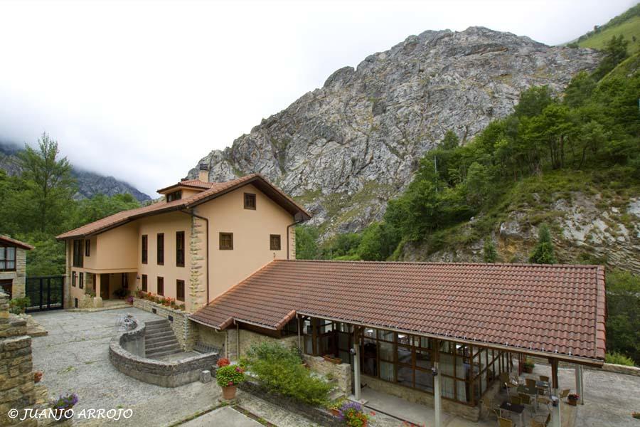 La Casona De Mestas Ponga Exterior foto